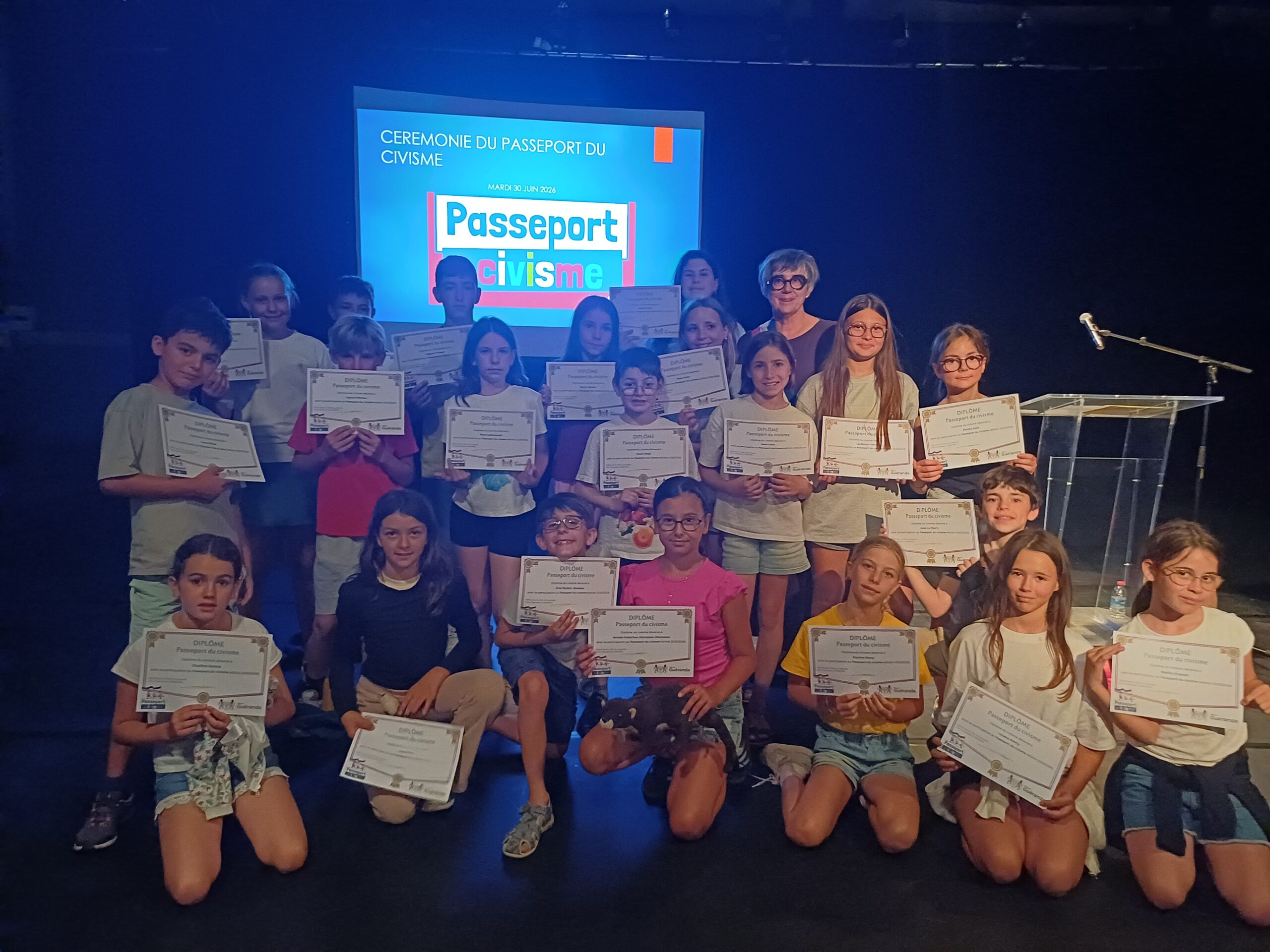 Les CM2 obtiennent leur Passeport du Civisme !